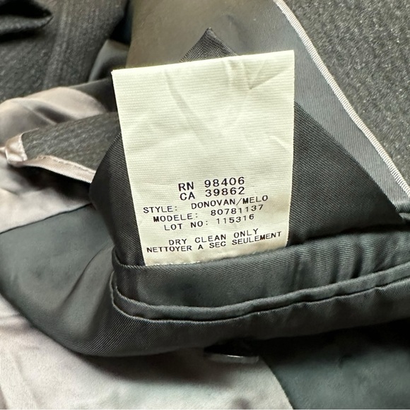 Theory Black Pinstripe Wool Suit Jacket - Men’s Size 42 - Picture 5 of 5